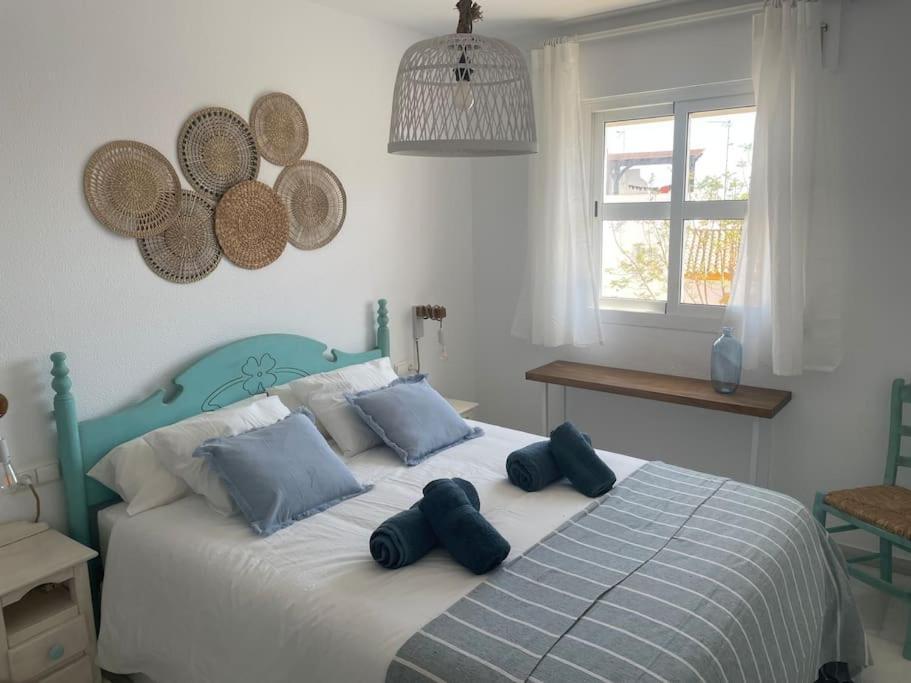 Вилла Casa Lola Conil, Azotea Al Mar Y Parking Solo Familias O Parejas Кониль-де-ла-Фронтера Экстерьер фото