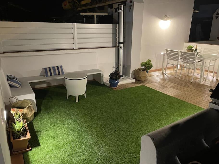 Вилла Casa Lola Conil, Azotea Al Mar Y Parking Solo Familias O Parejas Кониль-де-ла-Фронтера Экстерьер фото
