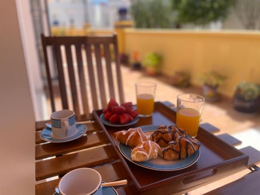 Вилла Casa Lola Conil, Azotea Al Mar Y Parking Solo Familias O Parejas Кониль-де-ла-Фронтера Экстерьер фото